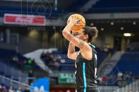 MOVISTAR ESTUDIANTES VS JOVENTUT DE BADALONA