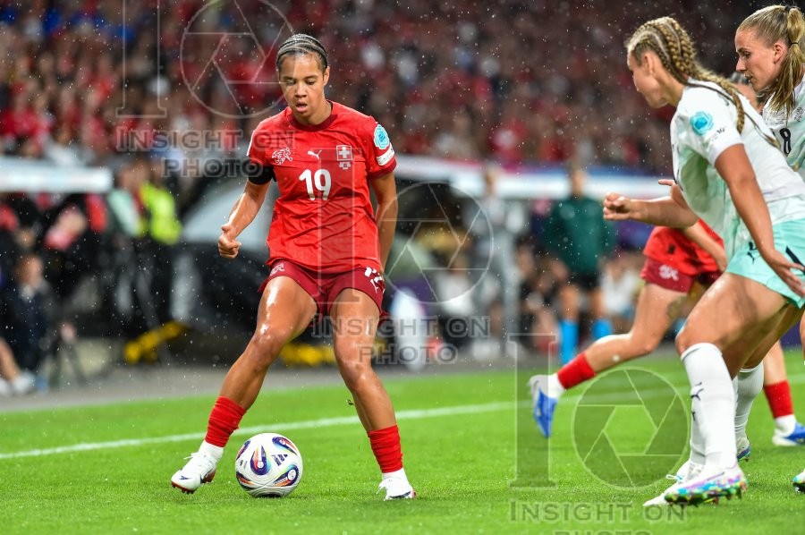SWITZERLAND VS ICELAND