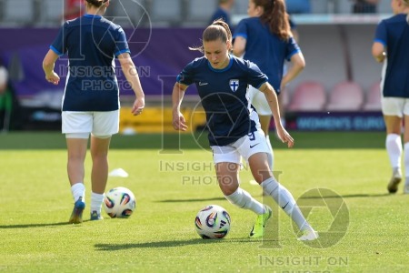 ICELAND VS FINDLAND