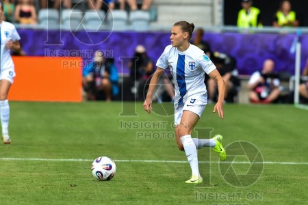ICELAND VS FINDLAND