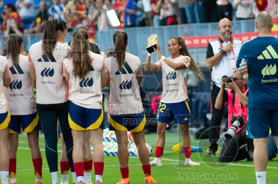 UEFA WOMEN’S NATIONS LEAGUE 2025 SEMIFINAL SPAIN VS SWEDEN