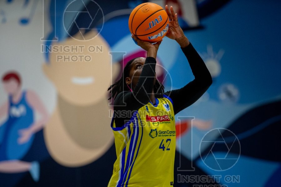 MOVISTAR ESTUDIANTES VS SPAR GRAN CANARIA