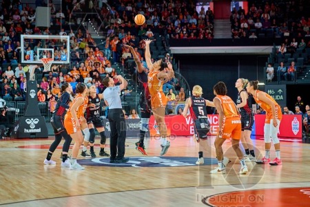 Valencia Basket Club v Spar Girona, Spanish Women's Basketball League, Valencia, Spain