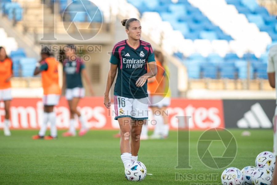 Real Madrid v SD Eibar - Liga F Women’s football