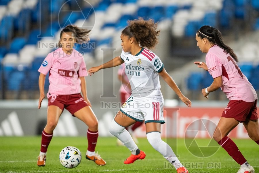 Real Madrid v Valencia CF - Liga F Women’s football