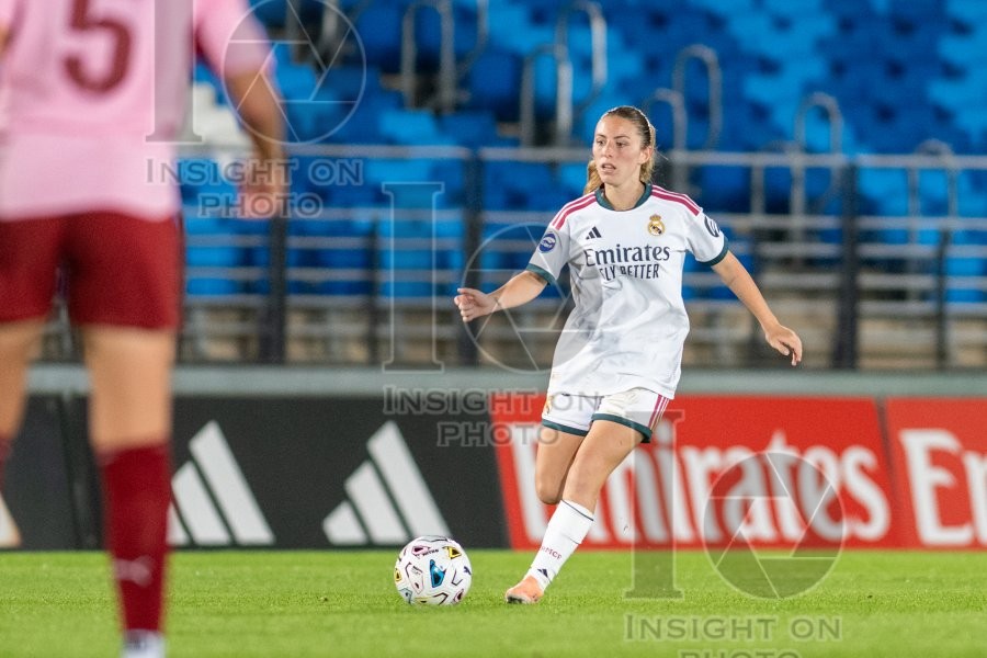 Real Madrid v Valencia CF - Liga F Women’s football