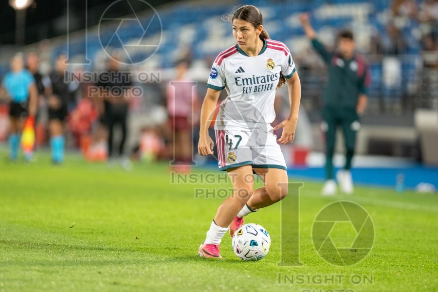 Real Madrid v Valencia CF - Liga F Women’s football