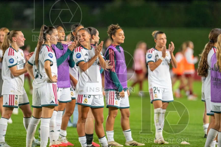 Real Madrid v Valencia CF - Liga F Women’s football