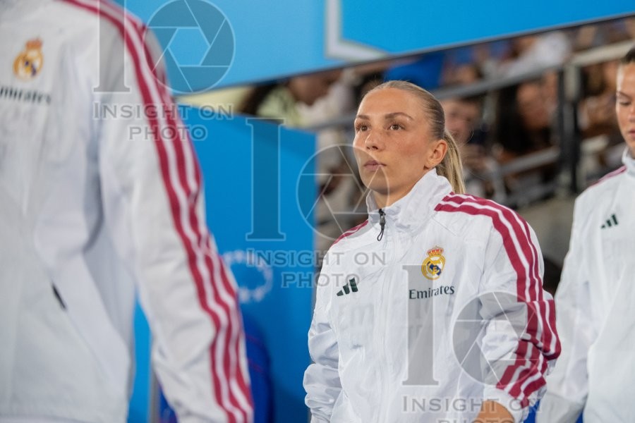 Real Madrid v Paris Saint Germain - UWCL league phase