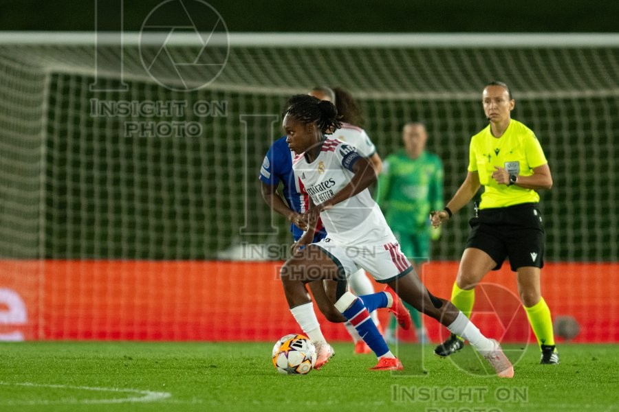 Real Madrid v Paris Saint Germain - UWCL league phase