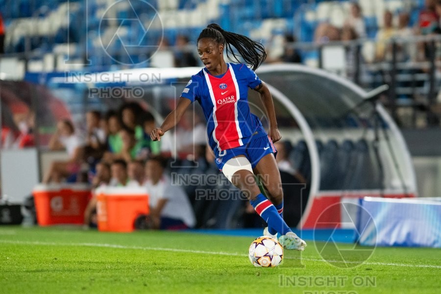 Real Madrid v Paris Saint Germain - UWCL league phase