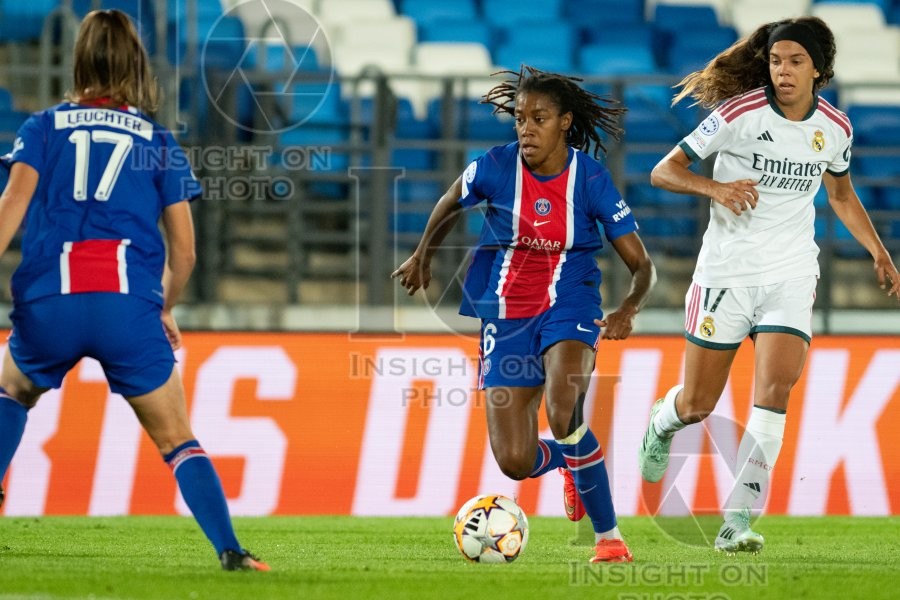 Real Madrid v Paris Saint Germain - UWCL league phase