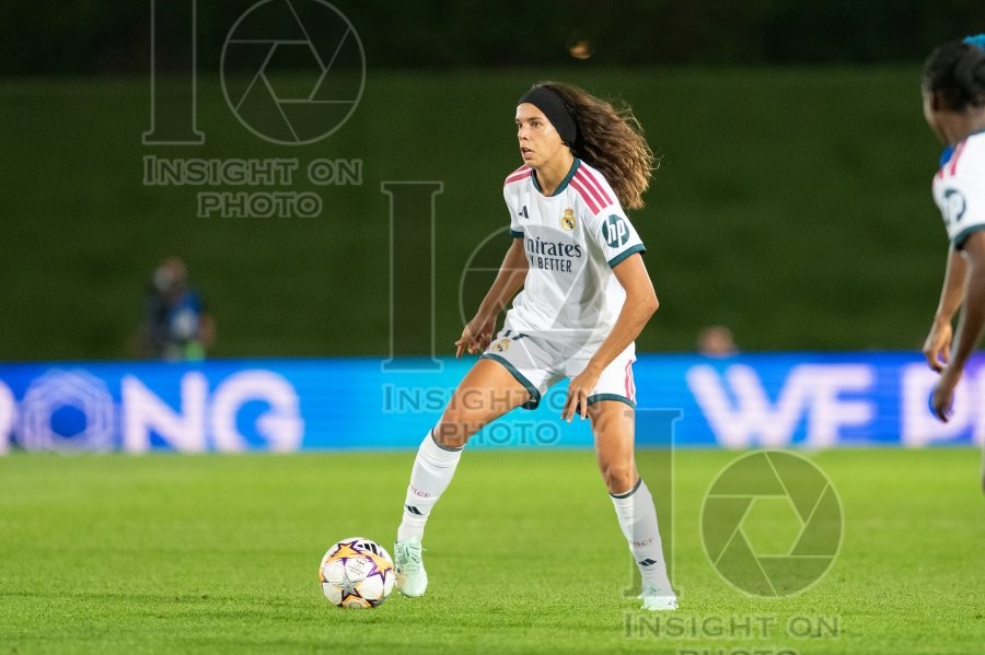Real Madrid v Paris Saint Germain - UWCL league phase