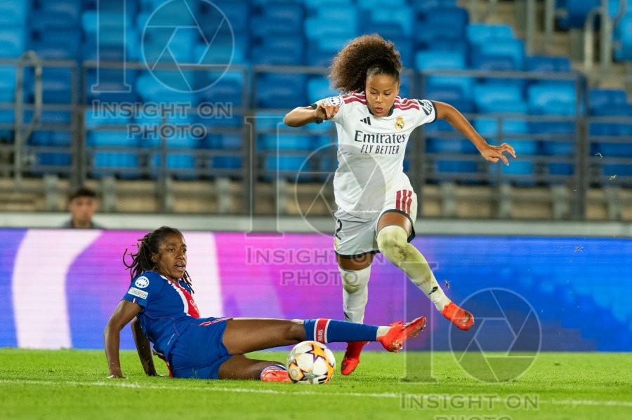 Real Madrid v Paris Saint Germain - UWCL league phase