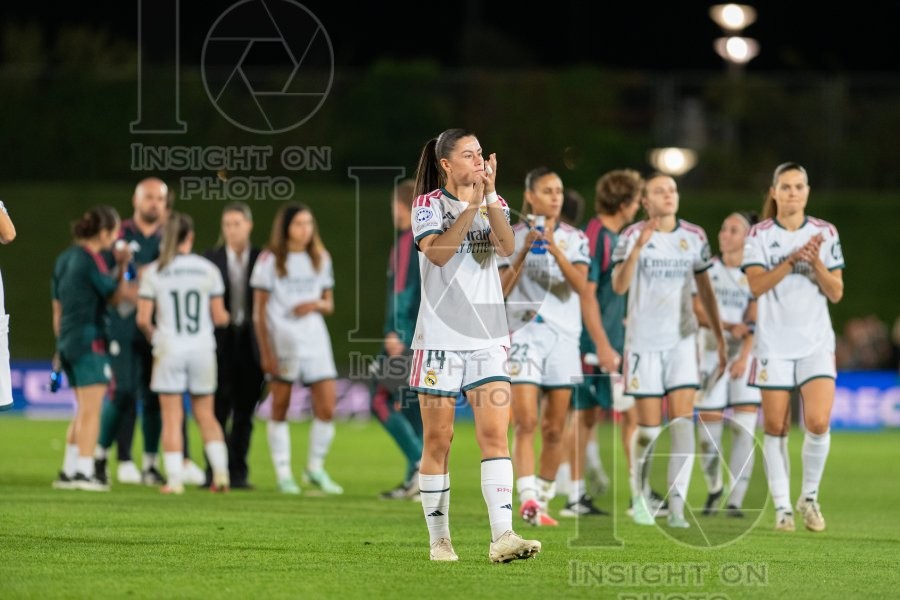 Real Madrid v Paris Saint Germain - UWCL league phase