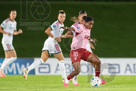 Real Madrid v Valencia CF - Liga F Women’s football