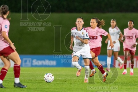 Real Madrid v Valencia CF - Liga F Women’s football