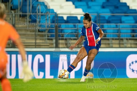 Real Madrid v Paris Saint Germain - UWCL league phase