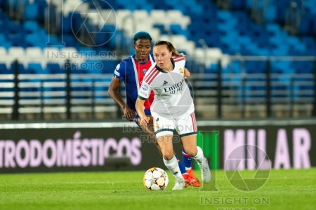 Real Madrid v Paris Saint Germain - UWCL league phase