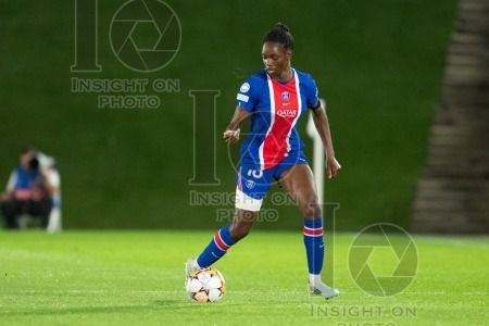 Real Madrid v Paris Saint Germain - UWCL league phase