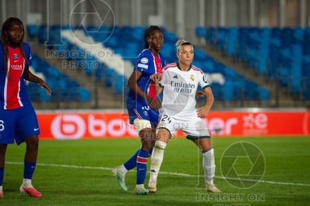 Real Madrid v Paris Saint Germain - UWCL league phase