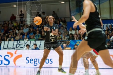 MOVISTAR ESTUDIANTES VS SPAR GIRONA